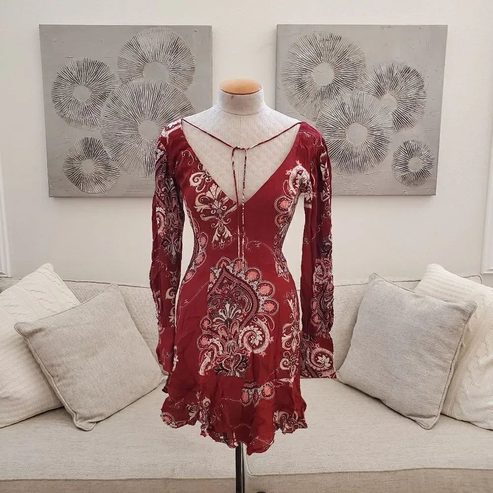 AFRM V-neck V-Back Long Sleeve Paisley Mini Dress - size Small in Rust.